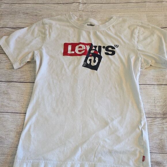 Levi's White Short Sleeve Tee with Iconic Logo - Picture 1 of 5